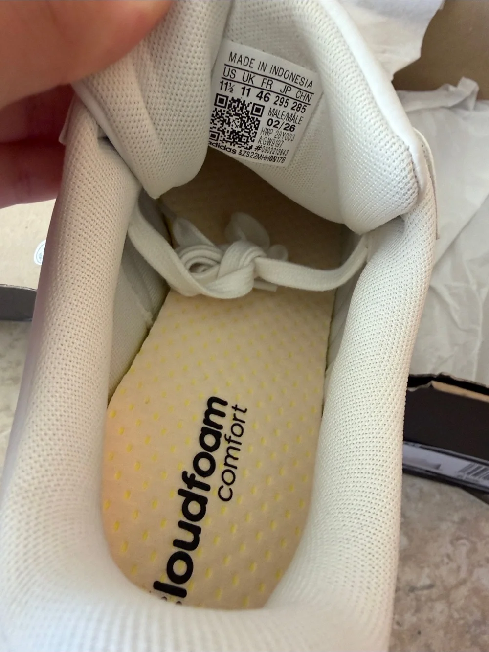 adidas Men's All-White Low-Top Casual Sneakers
